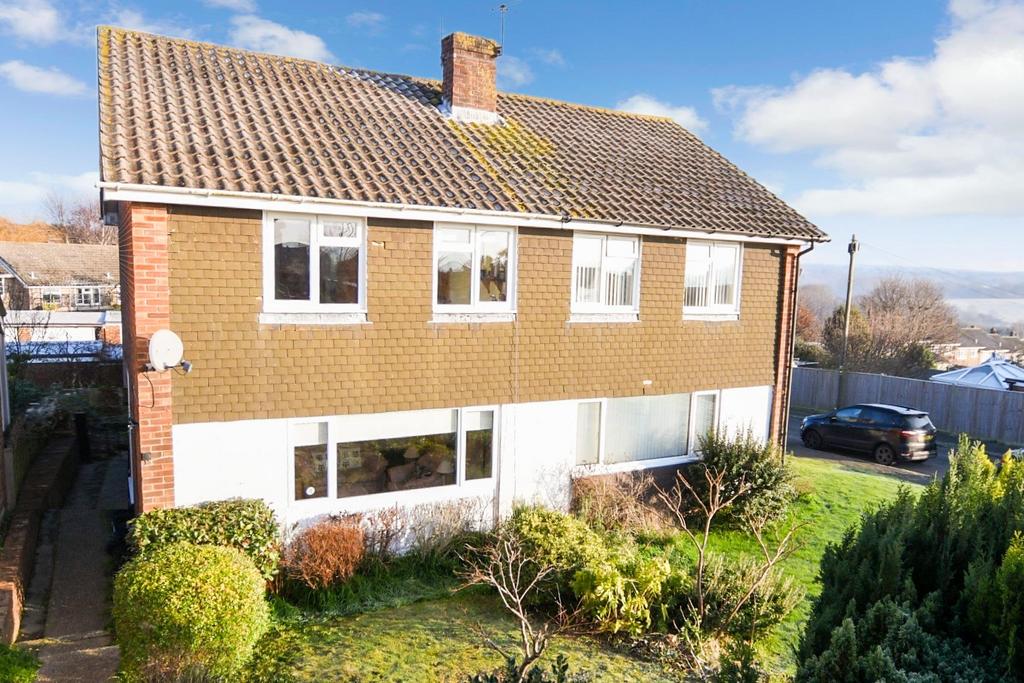 Browns Lane Uckfield East Sussex 3 Bed Semi Detached House £325 000