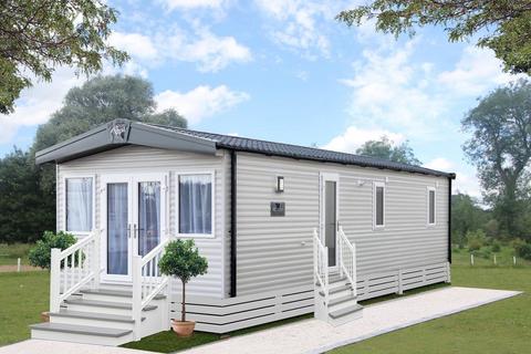 2 bedroom lodge for sale, Bacton Norwich