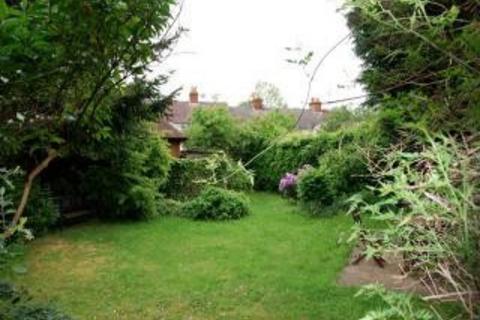 9 Hatfield Road, Ashtead, KT21 1BH