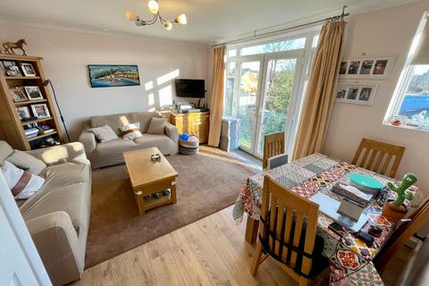 26 The Larches, Luton, LU2 7PX