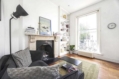 1 bedroom apartment for sale, Arundel Square, Barnsbury, N1