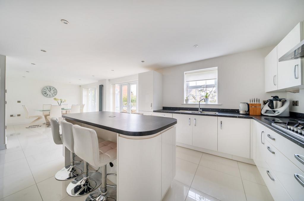 Kitchen/Ding Room