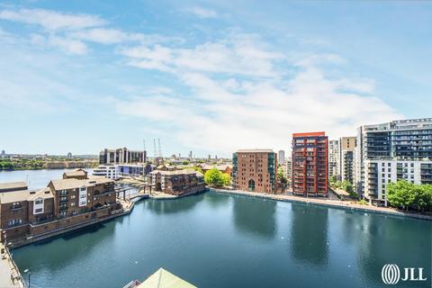 2 bedroom flat for sale, 12 Baltimore Wharf London E14