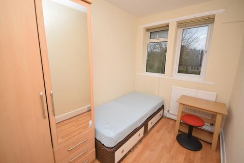 undefined, Birchwood Avenue, Hatfield AL10