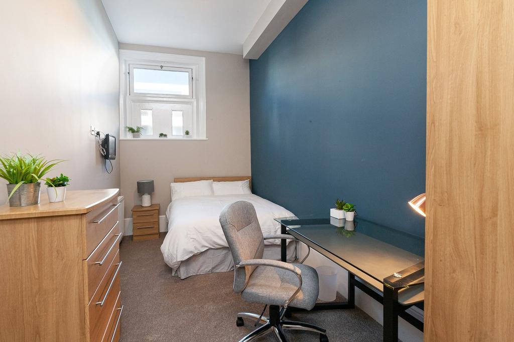 Bedroom 4