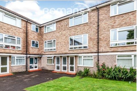 Flat 17, Osborne Court Osborne Road, Windsor, SL4 3EP