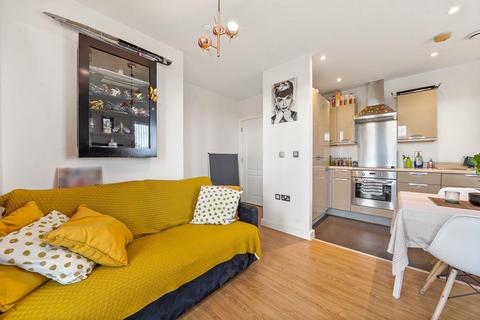1 bedroom apartment for sale, Luma Apartments, Central Way, London, NW10