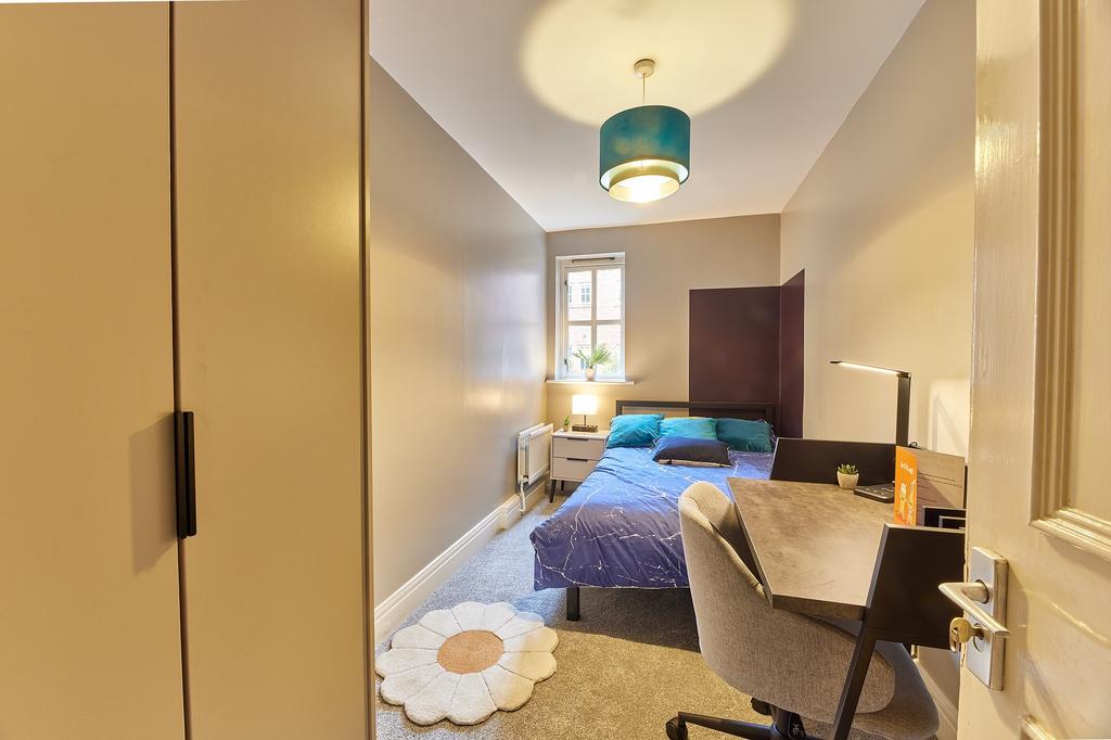 Bedroom 5