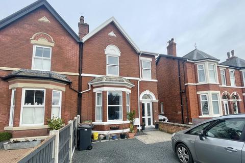 3 bedroom semi-detached house for sale, Southport PR9