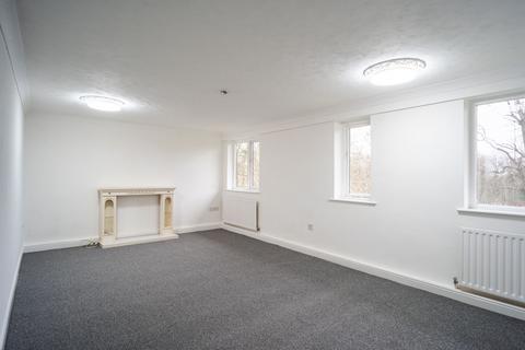 2 bedroom apartment for sale, Woodhall Park, Northowram, HX3