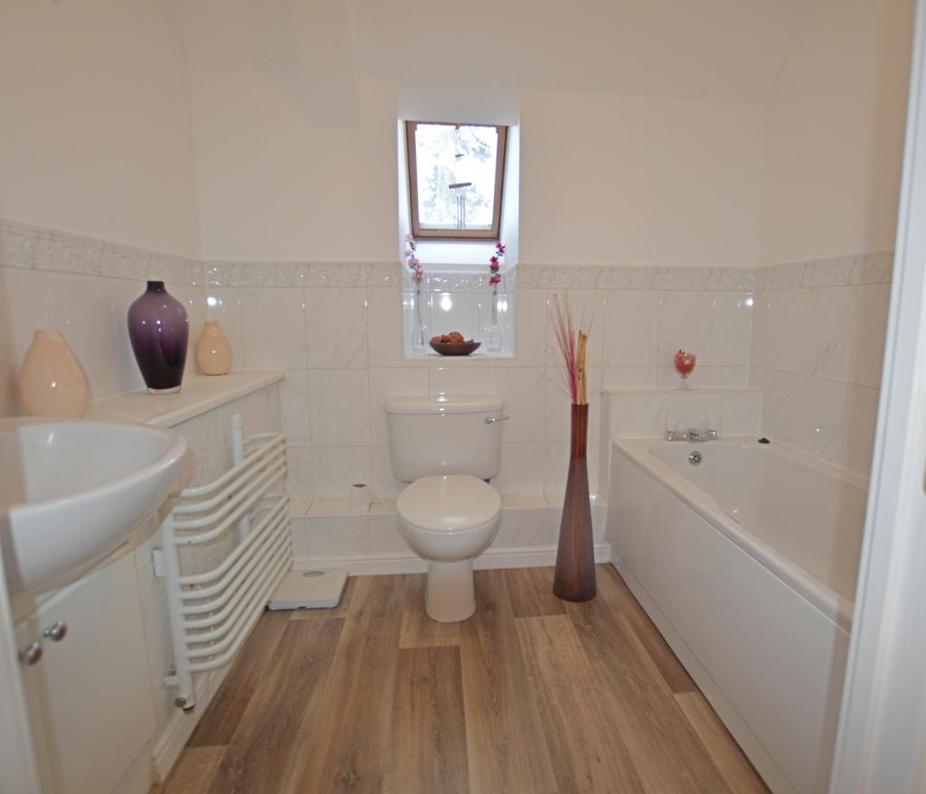 Kings Lodge Bathroom