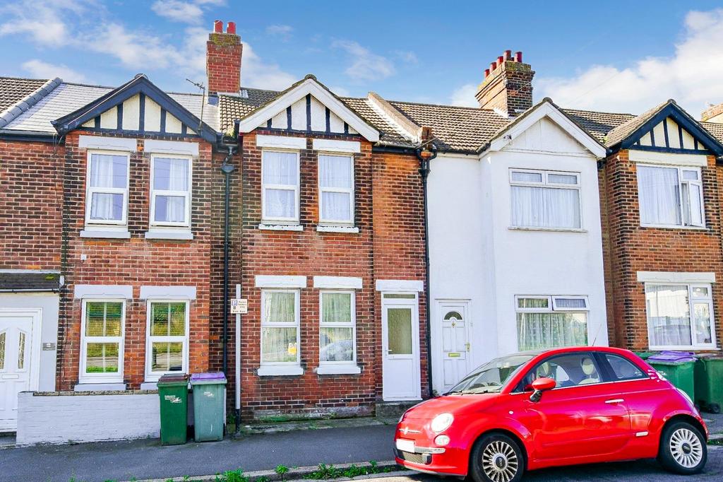 Folly Road, Folkestone, Kent 2 bed terraced house for sale £200,000