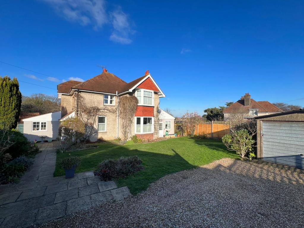The Avenue, Kingsdown, Deal, Kent, CT14 4 bed detached house for sale £975,000