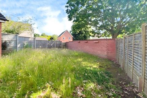 1 Beverley Road, Bracknell, RG12 9GS
