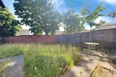 1 Beverley Road, Bracknell, RG12 9GS