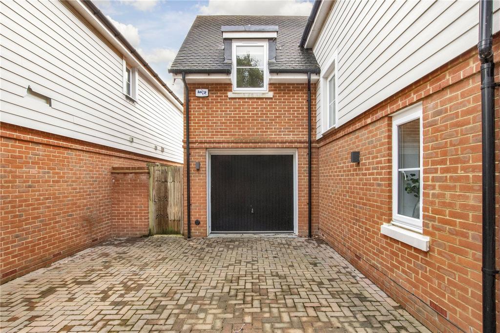 Integral Garage