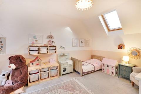 3 Valle Gardens, Leigh, Tonbridge, TN11 9FA