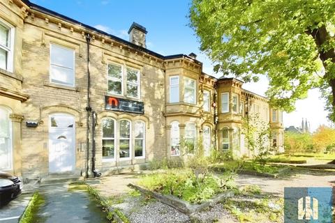 1 bedroom penthouse to rent, Highfields Road, Highfields, Huddersfield, HD1