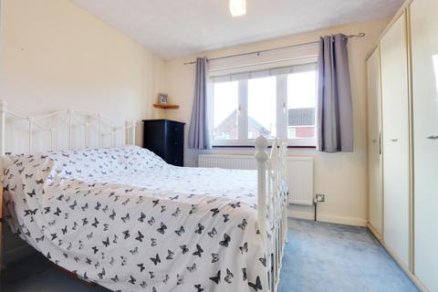 17 Mccartney Walk, Basingstoke, RG22 4NZ