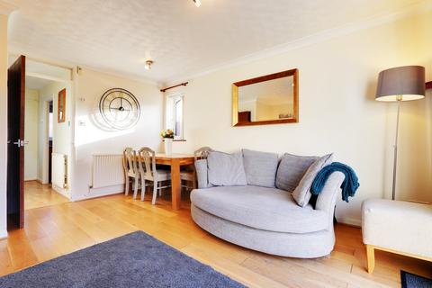 17 Mccartney Walk, Basingstoke, RG22 4NZ