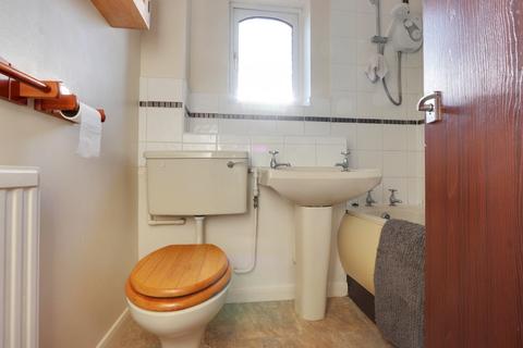 17 Mccartney Walk, Basingstoke, RG22 4NZ