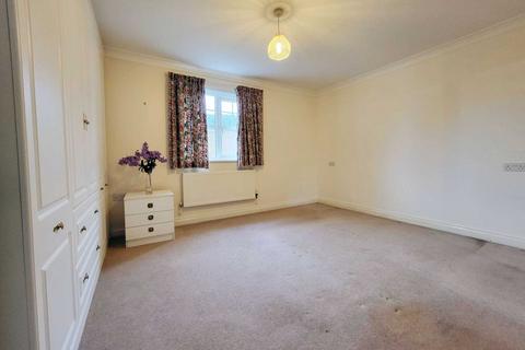 2 bedroom flat for sale, Fleet Court, Seaton, Devon