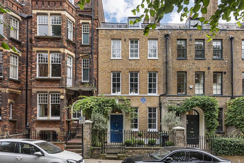 Well Walk, Hampstead Village, London NW3 3 bed terraced house for sale