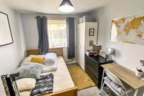 undefined, The Portland :: Fallowfield