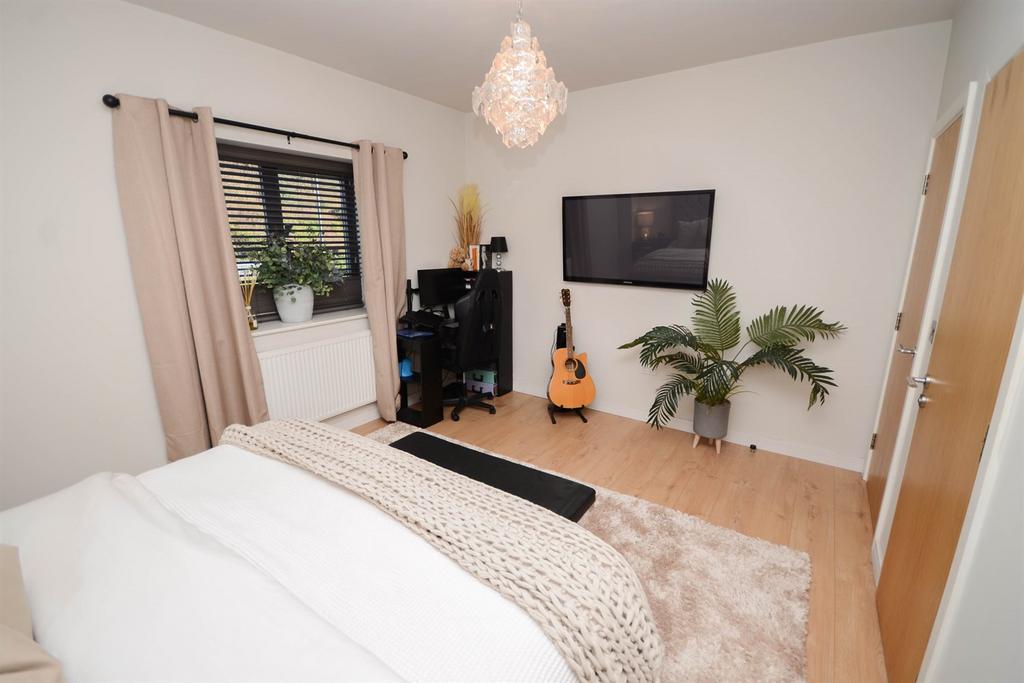 Main bedroom