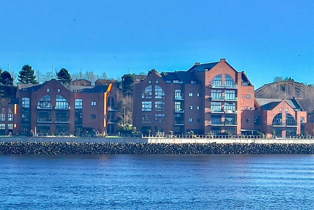 River View Aspect