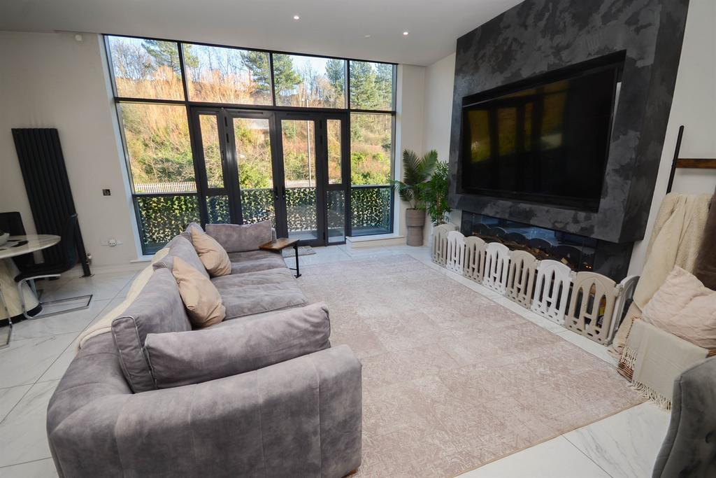 Open plan lounge