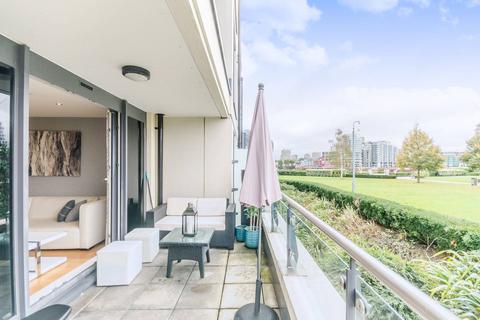 2 bedroom flat for sale, Lensbury Avenue, Imperial Wharf, London, SW6