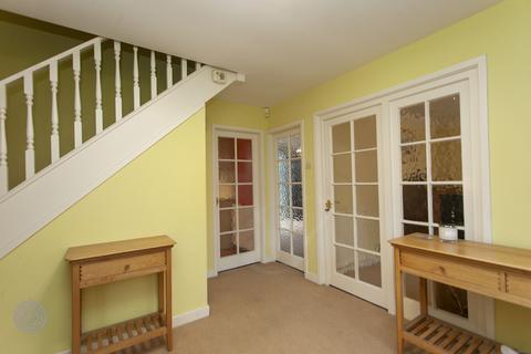 13 Sandfield Drive, Lostock, Bolton, BL6 4DU