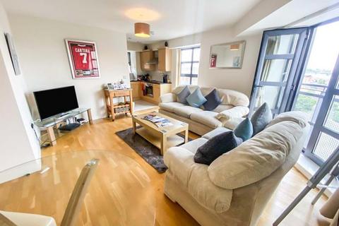 2 bedroom apartment to rent, Junction House :: City Centre