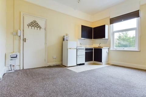 Studio to rent, Goldstone Villas, Hove, BN3