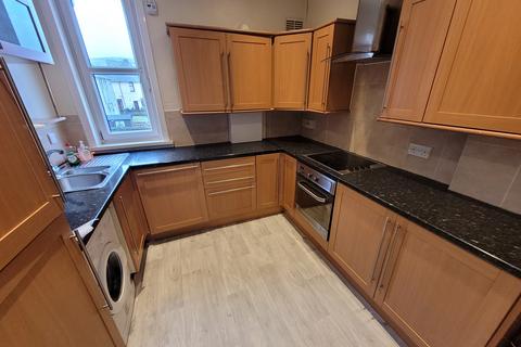 19 Burns Street, Alexandria, G83 0SQ