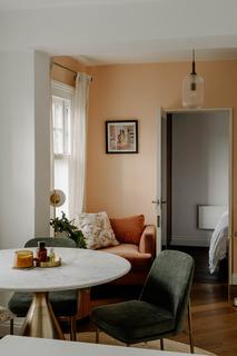 Flat 7, 1b Clarence Place, London, E5 8HY