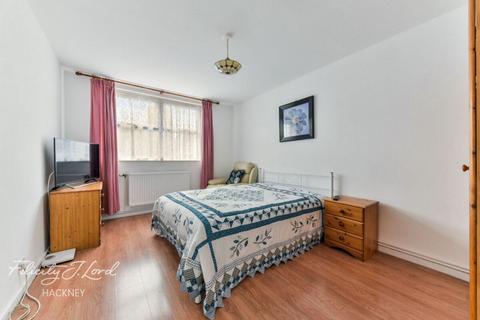 17 Laurel Street, London, E8 3AY