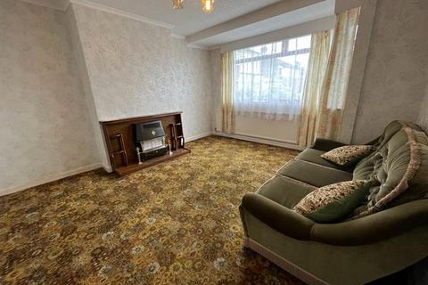 18 Farnsworth Close, Ashton-under-lyne, OL7 9BN