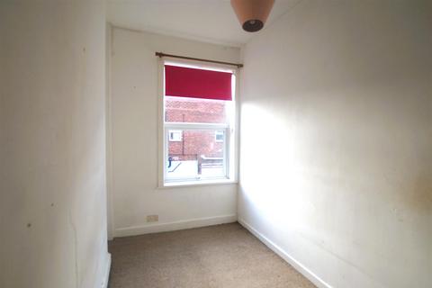 143 Birch Street, Ashton-under-lyne, OL7 0DZ