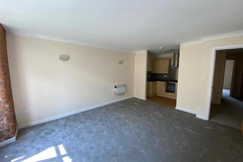 1 bedroom apartment for sale, Mossley Road, Ashton-Under-Lyne OL6