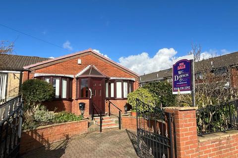 2 bedroom terraced bungalow for sale, Vicarage Drive, Dukinfield SK16