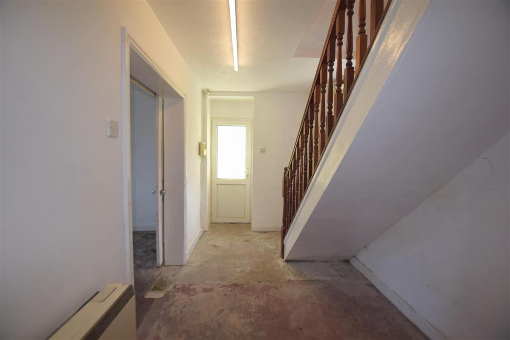 Holly Bank Hallway.jpg