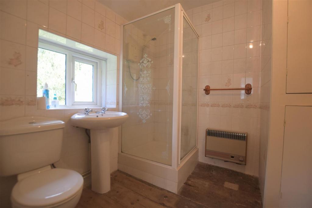 Holly Bank Bath.jpg