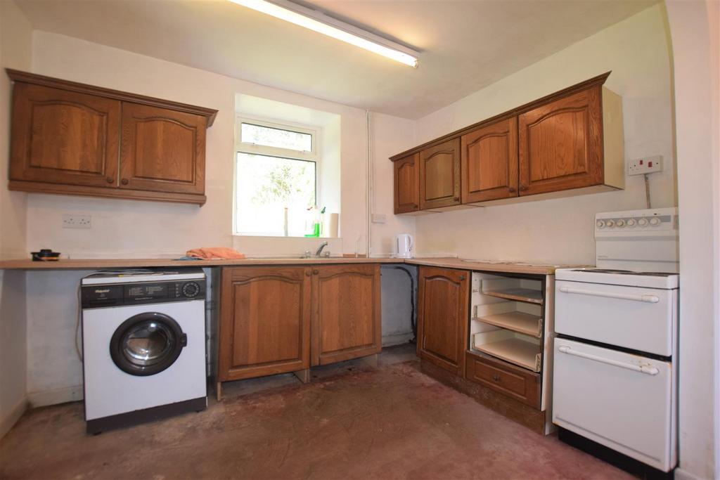 Holly Bank Kitchen.jpg