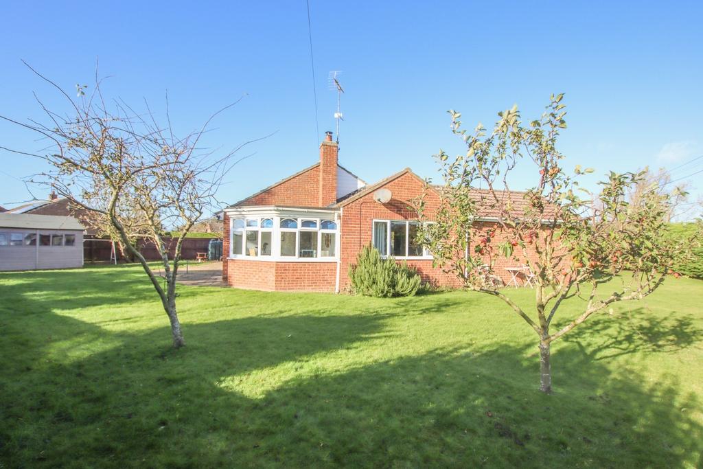 Beach Road, Holme Next the Sea... 3 bed detached bungalow for sale £625,000