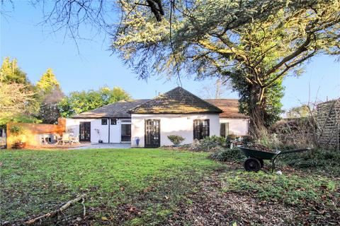 3 bedroom bungalow for sale, Marlborough Road, Badbury, Swindon, Wiltshire, SN4