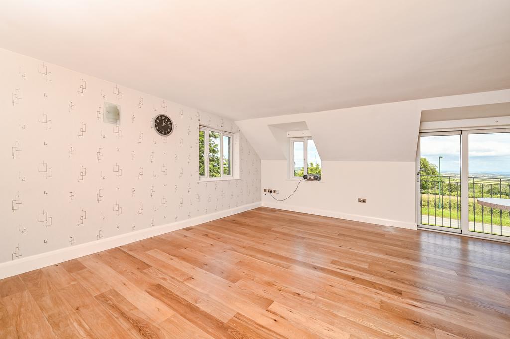 5 Meadow View-13