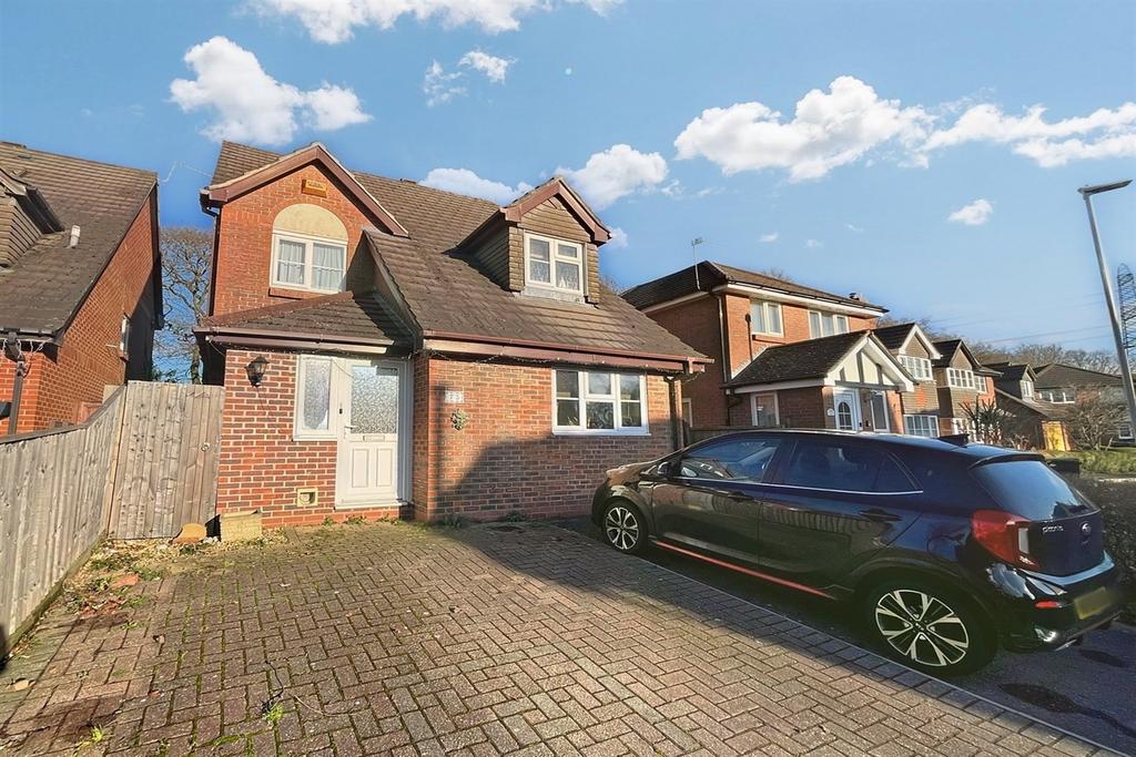 Verwood 3 bed detached house for sale £410,000