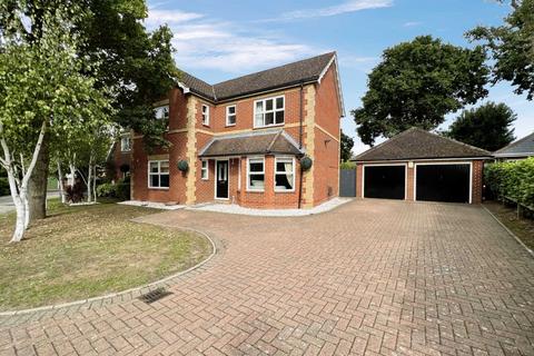 4 bedroom detached house for sale, Sullivan Way, Basildon SS16